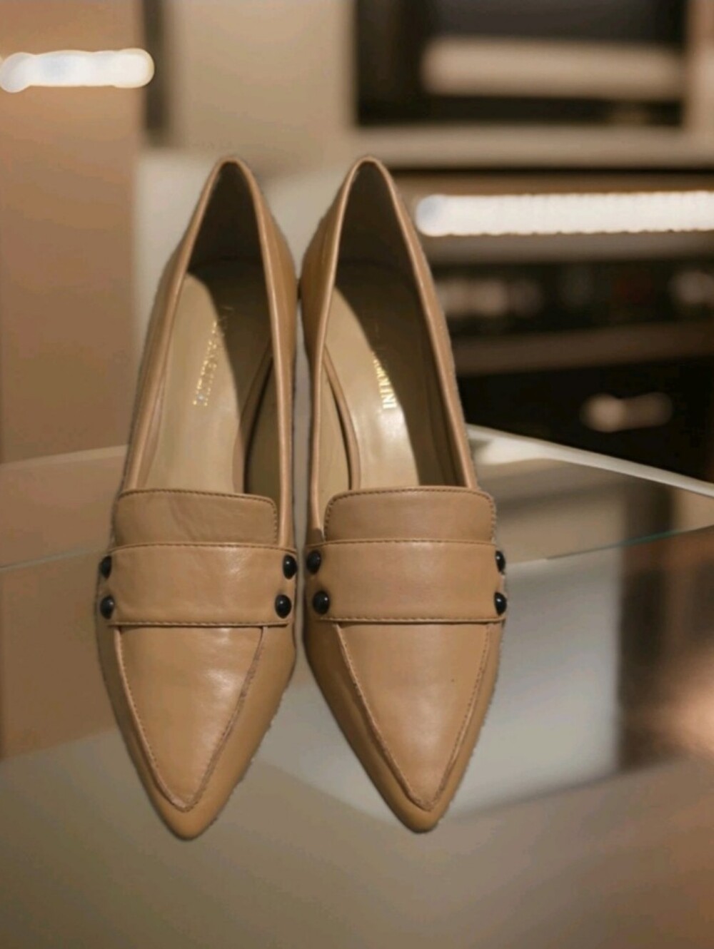 Enzo Angiolini's Dainey dress loafers are pointed-toe Sz 7.5M